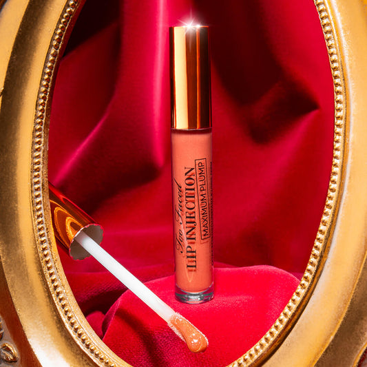 Too Faced Lip Injection Maximum Plump Caramel Apple.