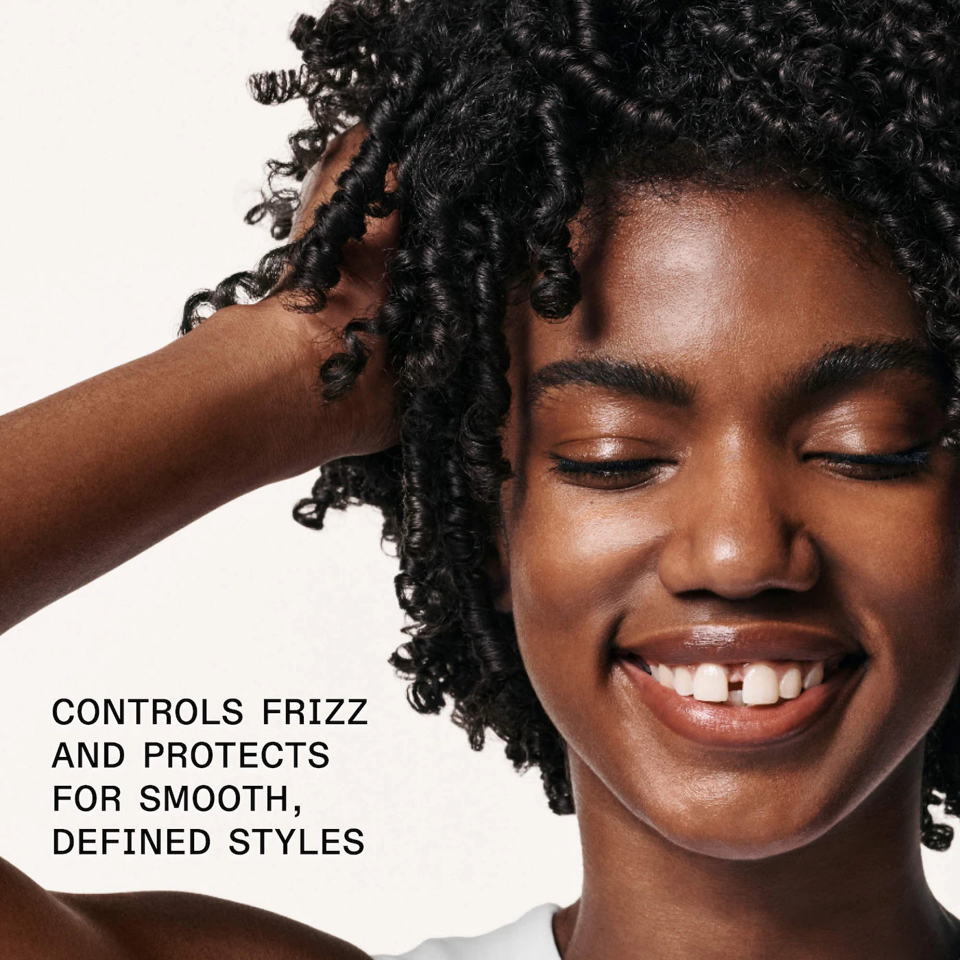 Olaplex N°6 Bond Smoother Frizz Control Crema Para Peinar y Tratamiento Sin Enjuague.